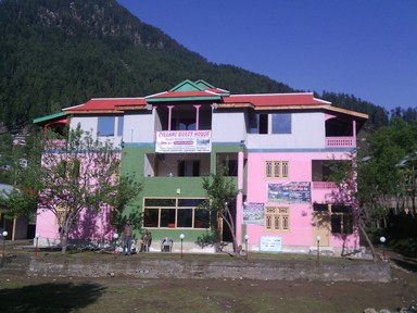 tp8750Gillani Guest House Upper Keran Neelum valley.jpg